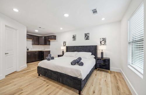 Westbury House | Beautiful 3BD 2BATH Comfortable Home In Houston