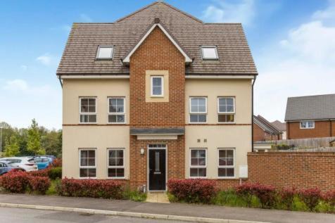 Hemel Hempstead House | Beautiful 4 Bedroom Treasure home