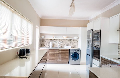 Harare House | Beautiful 4 bedroom house on 4000m2 plot