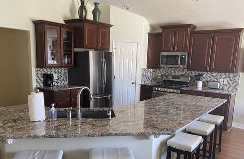 West Jordan House | Beautiful 4 bedroom House in quiet suberbs