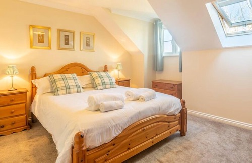 Le Vallon Cottage | Beautiful 4* Self-Catering, by Stunning Cliffs & Bays