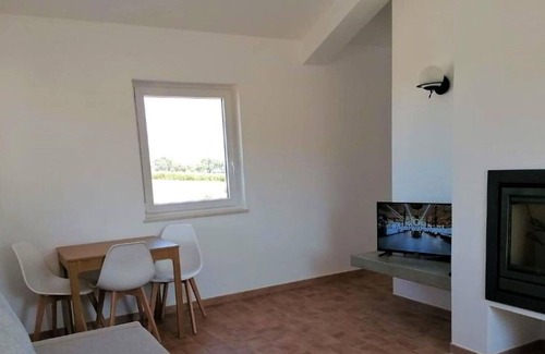 Santiago do Cacem Cottage | Beautiful apartment in Cercal with a private terrace