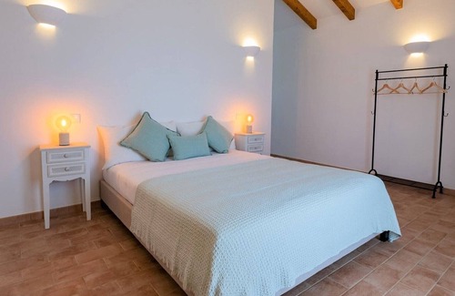 Santiago do Cacem Cottage | Beautiful apartment in Cercal with a private terrace