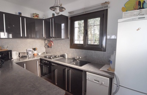 L'Escala Villa | Beautiful and modern house 500 meters from the beach and with sea views