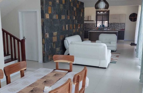 Mont Choisy Villa | Beautiful and modern villa for 6-8 persons near the beach in grand baie