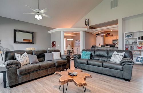 Meridian House | Beautiful and Peaceful Home in the Heart of Meridian