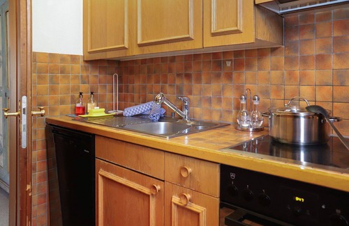 Sils-Maria Apartment | Beautiful apartment for 6 guests with WIFI, TV, balcony and pets allowed
