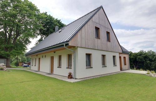 Korenov Apartment | Beautiful apartment for 8 people with WIFI, TV and terrace