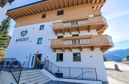 Oberau Wildschonau Apartment | Beautiful apartment for 7 people with WIFI, TV and balcony