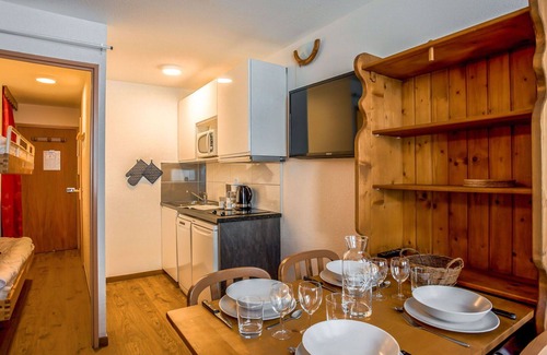 Tignes Apartment | Beautiful apartment for 4 guests with WIFI, TV, balcony and panoramic view