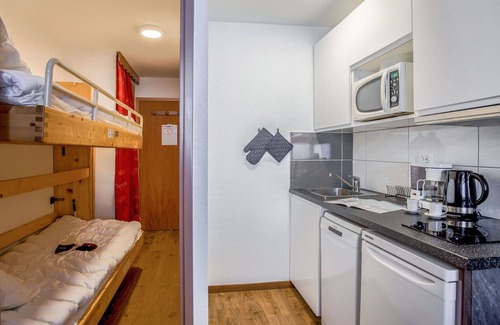 Tignes Apartment | Beautiful apartment for 4 guests with WIFI, TV, balcony and panoramic view