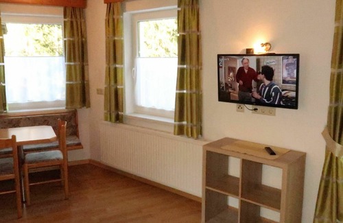 Tobadill Apartment | Beautiful apartment for 5 people with WIFI, TV, terrace, pets allowed and parking