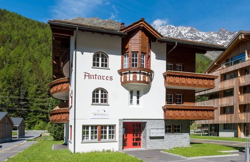 Saas-Balen Apartment | Beautiful apartment for 2 guests with WIFI, TV, balcony and pets allowed
