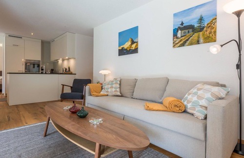 Saas-Balen Apartment | Beautiful apartment for 7 people with WIFI, TV, balcony and pets allowed