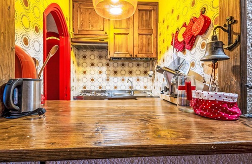 Madesimo Apartment | Beautiful apartment for 5 guests with WIFI, TV, terrace and pets allowed