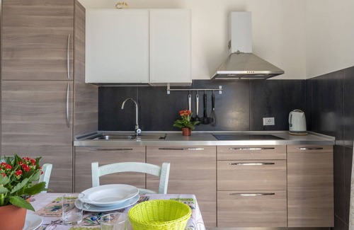 Pompeiana Apartment | Beautiful apartment for 6 guests with A/C, WIFI, balcony and pets allowed
