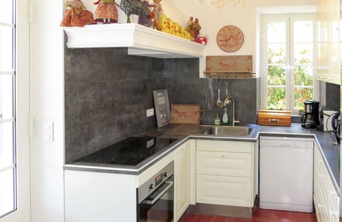 Galeria Apartment | Beautiful apartment for 8 guests with A/C, WIFI, pool, TV and terrace