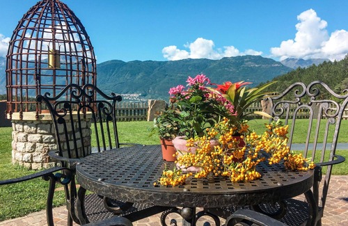 Coredo Apartment | Beautiful apartment for 8 guests with WIFI, TV, terrace and pets allowed