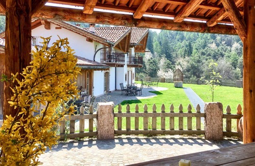 Coredo Apartment | Beautiful apartment for 8 guests with WIFI, TV, terrace and pets allowed