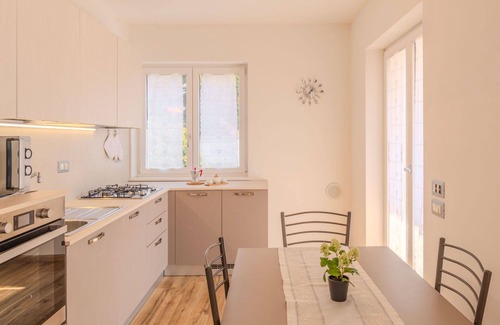Dro Apartment | Beautiful apartment for 4 people with WIFI, A/C, TV, patio and panoramic view