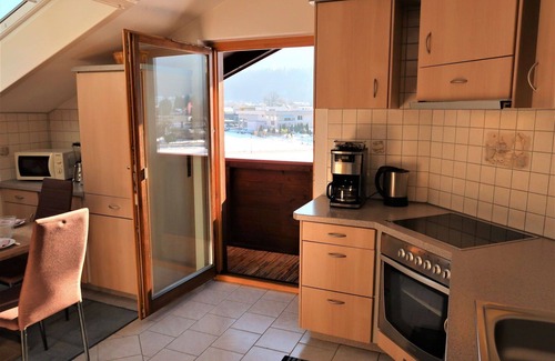 Bad Haering Apartment | Beautiful apartment for 6 guests with WIFI, TV, terrace and panoramic view