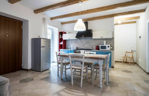 Omegna Apartment | Beautiful apartment for 4 people with WIFI, TV, terrace and pets allowed