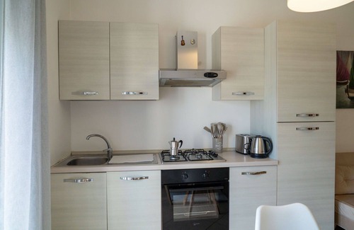 Silvi Marina Apartment | Beautiful apartment for 4 people with WIFI, A/C, pool, TV, terrace and pets allowed