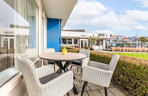 Municipality of Vlissingen Apartment | Beautiful apartment for 3 guests with WIFI, TV, patio and pets allowed