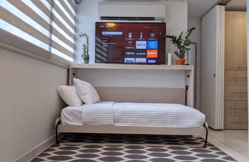 Jayuya Apartment | Beautiful apartment in Condado with beach access!