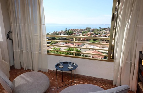 Cabo de las Huertas Apartment | Beautiful apartment in Alicante for 5 with fantastic views