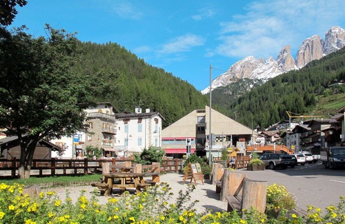 Fontanazzo Apartment | Beautiful apartment for 6 people with WIFI, TV and balcony