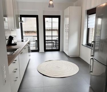 Rhein-Erft-Kreis District Apartment | Beautiful Apartment Köln 15 Min to Phantasialand