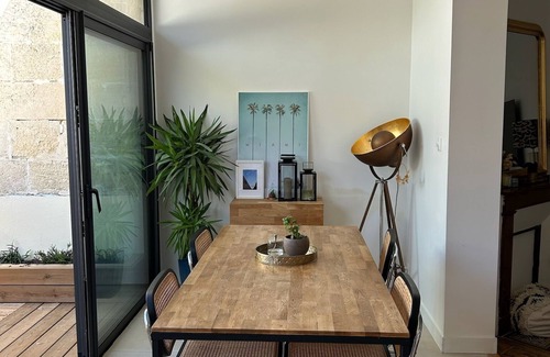 Le Bouscat House | Beautiful Bordeaux shop with swimming pool