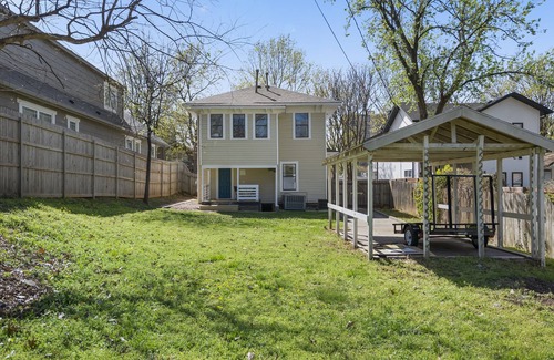 Maple Ridge North House | Beautiful Bungalow near downtown Tulsa