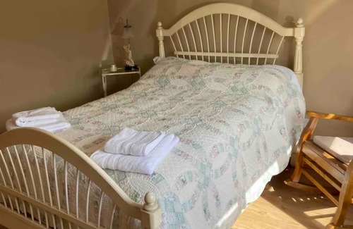 Kilgreaney House | Beautiful bungalow with WiFi in charming Myshall