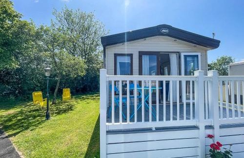 Saxmundham Other | Beautiful Caravan With Decking At Carlton Meres Holiday Park, Suffolk Ref 60022M