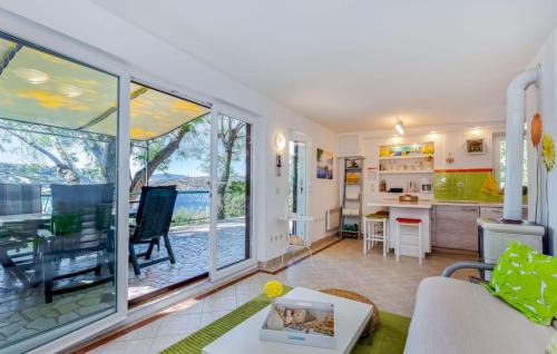 Bakarac Villa | Beautiful Casa Forest Mare in Crikvenica