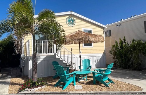 Cudjoe Key Cottage | Beautiful Cottage & Amenities in Gated Community