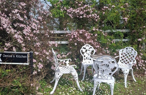 North Tipperary Cottage | Beautiful Cottage Full of Art & Atmosphere