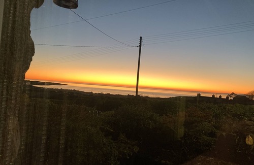 Llanfair Cottage | Beautiful Cottage near Harlech with ocean views