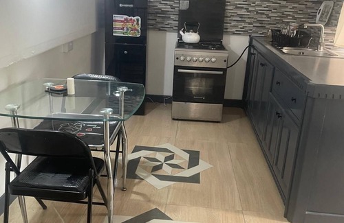 Salisbury Apartment | Beautiful Cozy Private Studio with WiFi in Charming Salisbury
