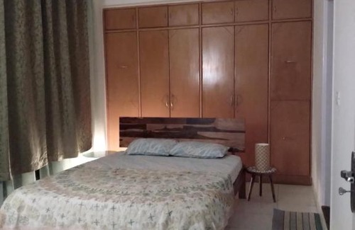 Cooke Town House | Beautiful, cozy room with green terrace garden