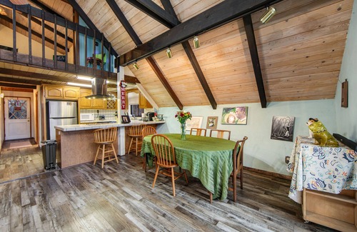 Pine Cove House | Beautiful, dog-friendly cabin with large decks, forest views, jetted tub, & more