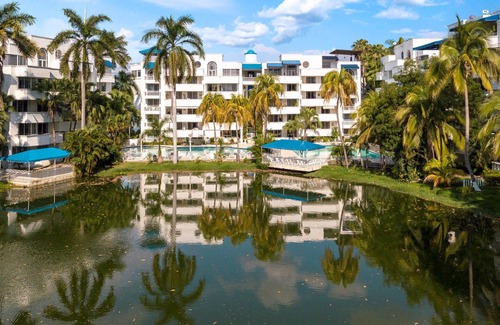 Ricaurte Apartment | Beautiful Duplex of 177 meters/3 rooms/Lagos del Peñón