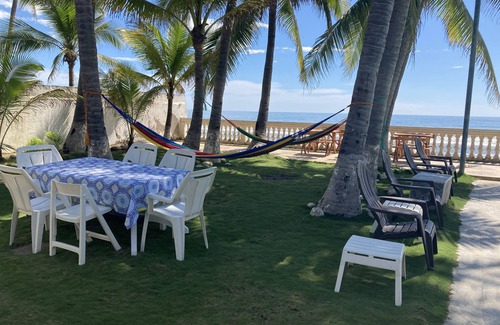 La Libertad House | Beautiful Family Beach House