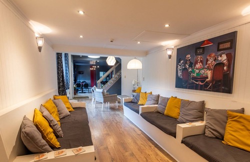 Coo House | Beautiful family hostel