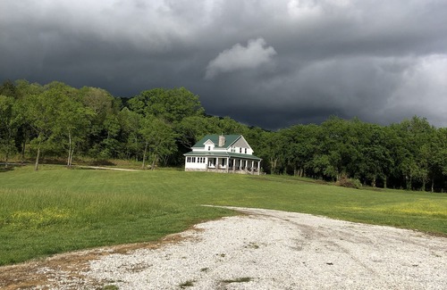 Carthage House | Beautiful Farmhouse On 180 Acre Farm on Caney Fork River ~ Natural Retreat!
