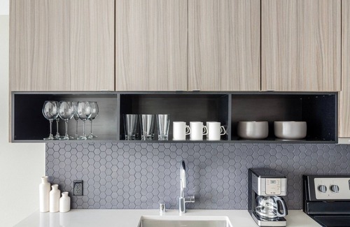 Yesler Terrace Apartment | Beautiful First Hill Jr 1BR w/Gym & Courtyard, nr Park, by Blueground