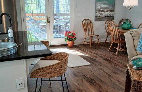 Bowling Green Cabin | Beautiful Five Star Home Bowling Green