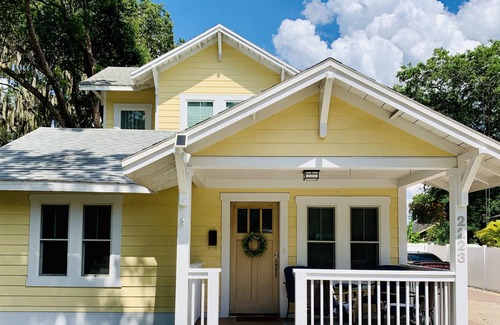 College Park House | Beautiful getaway home minutes from downtown and parks